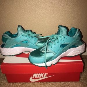 W air huarache run Txt 7.5 US